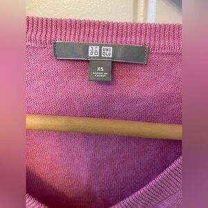 UNIQLO Women's Pink Sweater